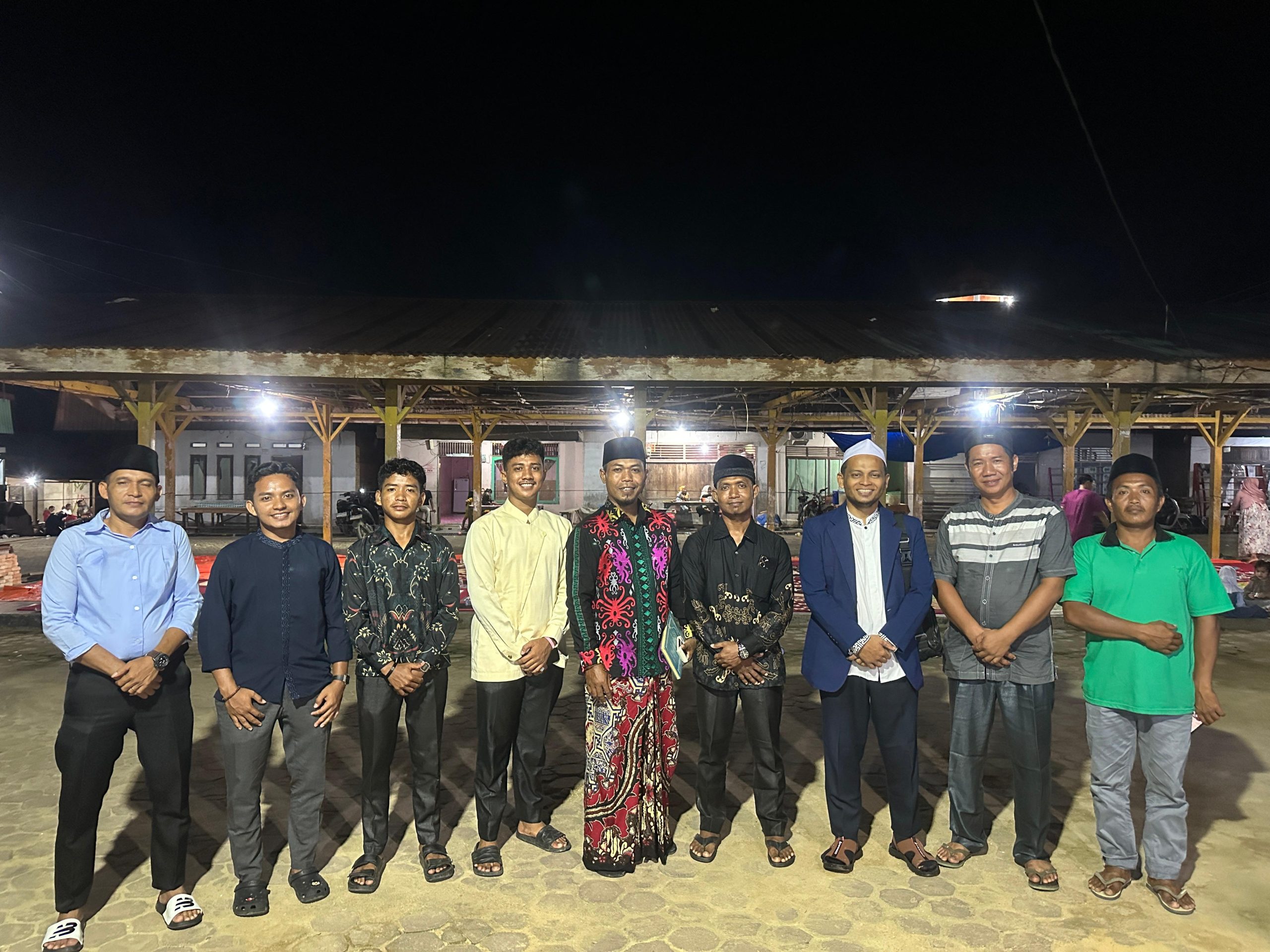 Peringati Idul Adha 1447 H, Pemuda dan Masyarakat Desa Pemandang Gelar Tabligh Akbar di Halaman Los Pasar
